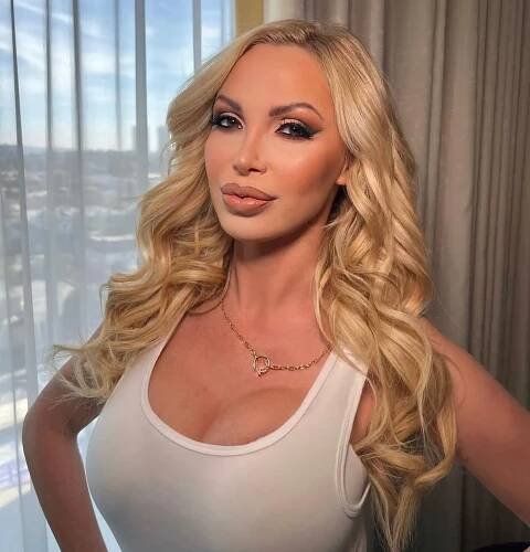 Nikki Benz Bio