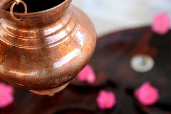 Shirodhara – Yogiville