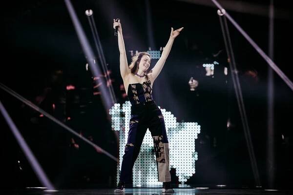 Dcera Dominika Haška promluvila o rodině, příteli i práci psí chůvy. Teď ji čeká boj o finále Eurovize