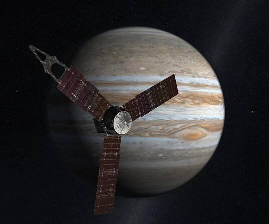 File:Juno in front of Jupiter.jpg - Wikimedia Commons