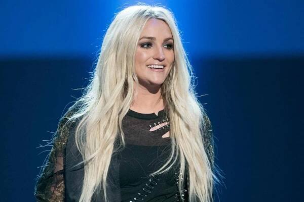 Jamie Lynn Spears Recalls Trying to 'Hide Away for a Little Bit' After Announcing Pregnancy at 16