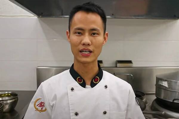 Chinese celebrity chef vows to never cook egg fried rice again after nationalist backlash