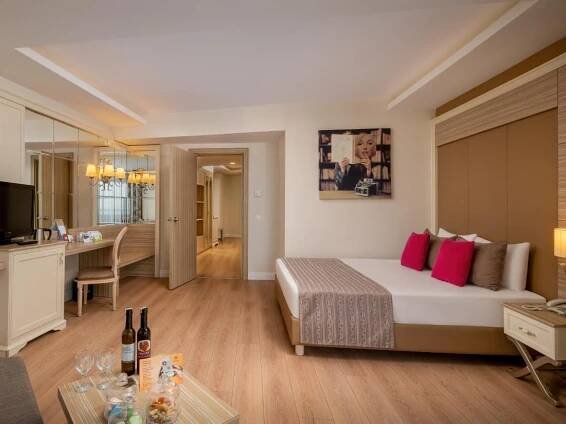 Family Room - Accommodation - Delphin Deluxe