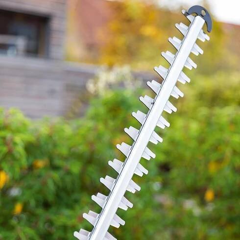 LUX-TOOLS 1 PowerSystem Aku nůžky na živý plot A-HS-2x20/61
