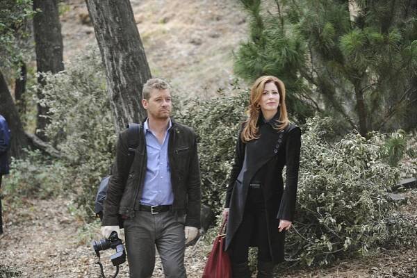 Tělo jako důkaz - Na lovu - Z filmu - Nic Bishop, Dana Delany