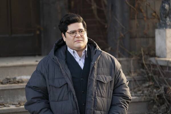 Harvey Guillen - Actor