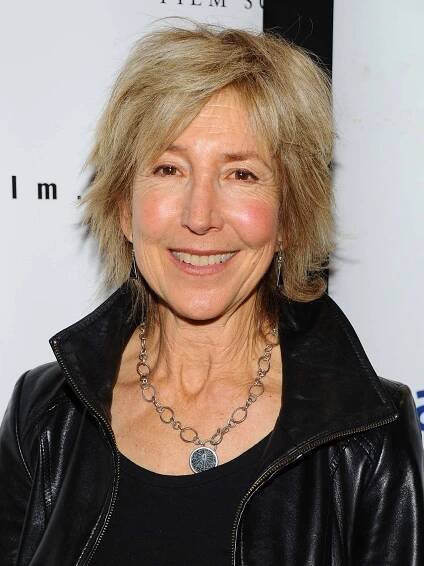 Legendary Actress Lin Shaye in Stylish Pose Wallpaper