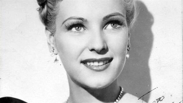 Miroslava Šternová v zahraničí známá jako Miroslava Stern
