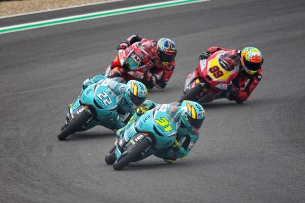 Velká cena v Brně: Salač zajel v deštěm ovlivněném tréninku Moto2 druhý čas