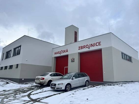 Dobrovolní hasiči z Jeseníku vyhlížejí stěhování. Moderní zbrojnice je hotová