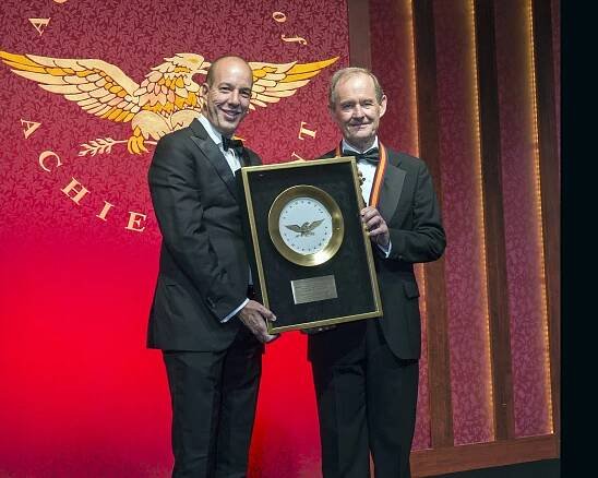 ACLU Director Anthony Romero presents David Boies with the Golden Plate Award of the Academy of Achievement at the 2014 International Achievement Summit in San Francisco. (© Academy of Achievement)