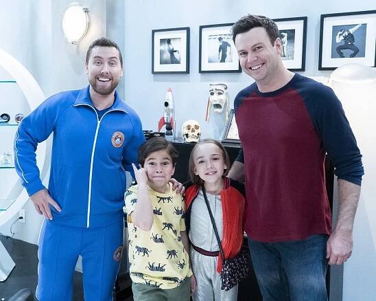 Single Parents - Lance Bass Space Cump - Z natáčení - Lance Bass, Tyler Wladis, Marlow Barkley, Taran Killam
