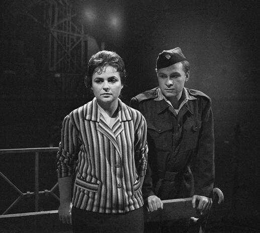Naděžda Gajerová, Luděk Munzar - Jejich den - Z filmu