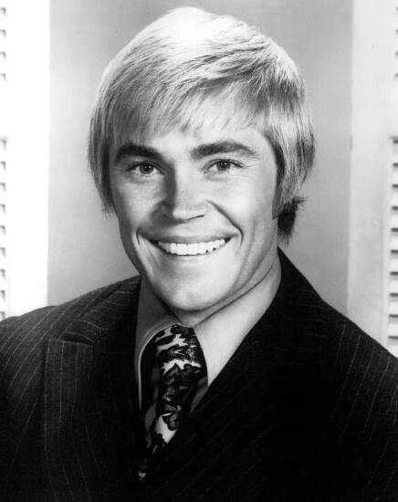 Dennis Cole - Wikipedia