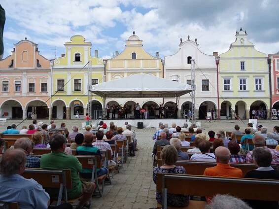 Fotogalerie 2018 - Koncert v Telči 3.6.2018 - Rožmitálská Venkovanka