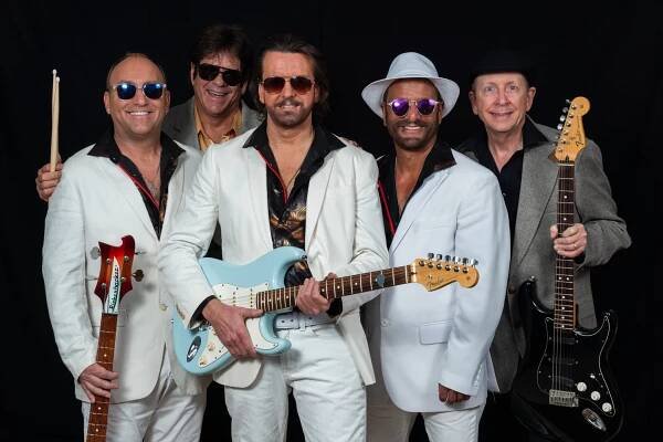 BEE GEES NOW! | Paul Vesco