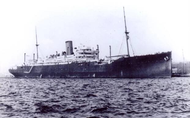 Příběh lodi HMS Jervis Bay, parníku, který zaútočil na Hitlerův křižník