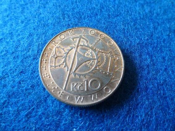 Mince 10Kč Desetikoruna r.2000 | Aukro