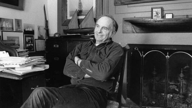 Robert S. Douglas, Founder of the Black Dog Apparel Company, Dies at 93