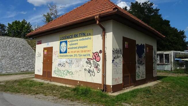 ČUS