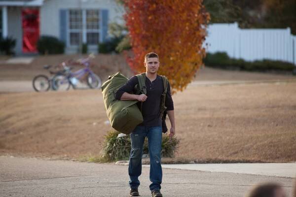 zac-efron-the-lucky-one-image