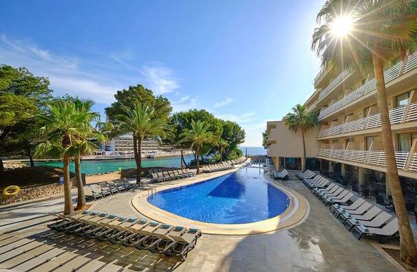 Occidental Cala Viñas, Cala Viñas, is one of the best all-inclusive hotels in Mallorca