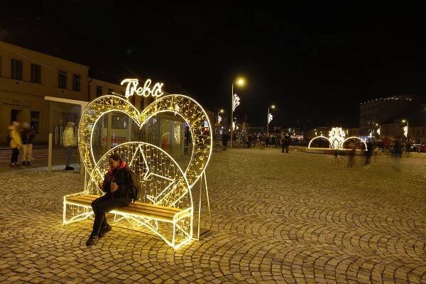 Třebíč září jako v pohádce. Nalaďte se na vánoční notu při procházce městem