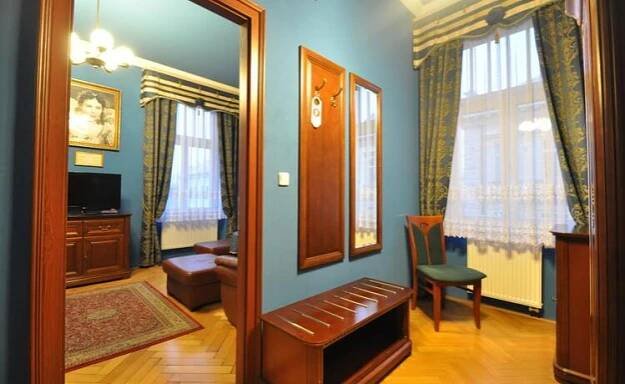Dvě noci, polopenze, masáž a privátní wellness - GRAND HOTEL PRAHA | Spa.cz