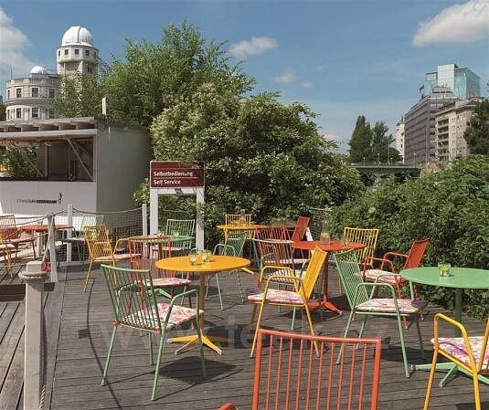 TEEK | Karasek Zurich - Terasa, místo pro život 