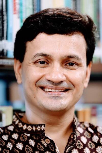 Saikat Majumdar