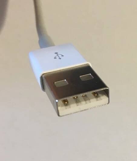 USB konektor - typ A (samec)