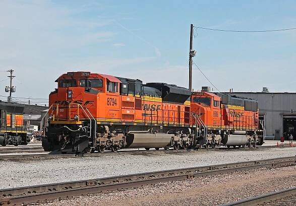 Wide-nose Locomotive Variants – "A ship defines the ocean"