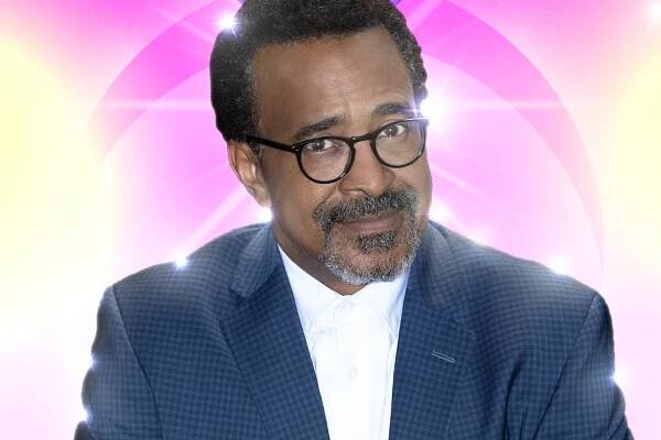 Tim Meadows all sparkly