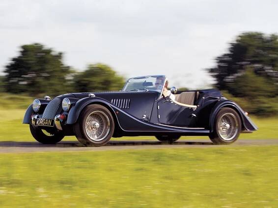 Morgan Roadster automobily