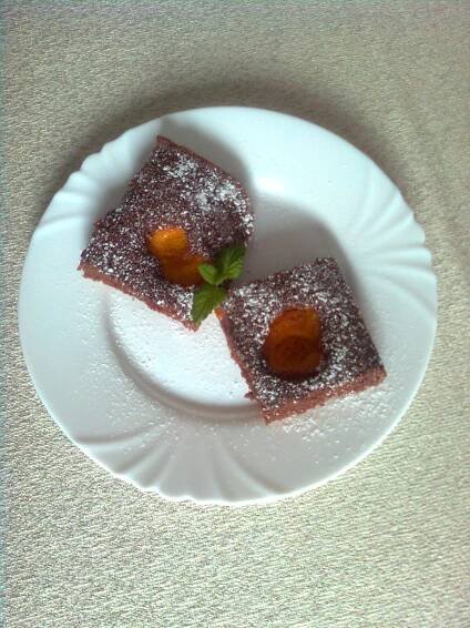 Recept: Piškot s kakaem a meruňkami
