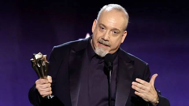 Paul Giamatti Jokes At Critics Choice Awards About Eating In-N-Out