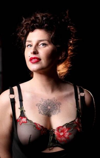 Photography - The Art of April-Anna