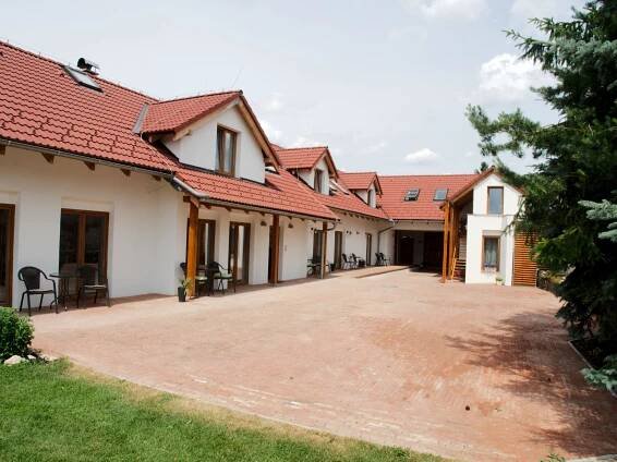 Ubytování v krásném apartmánu pro 2 os. na 2 noci, Haškovcova Lhota, Apartmány Lhota