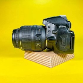 Nikon D5100 + 18-55 VR + Battery grip Meike | 6242656 + 50102542