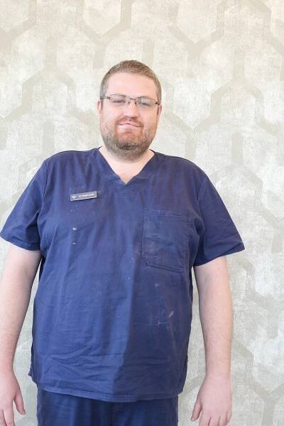 the photo of a Hungary dentist dentaltreatment.eu
