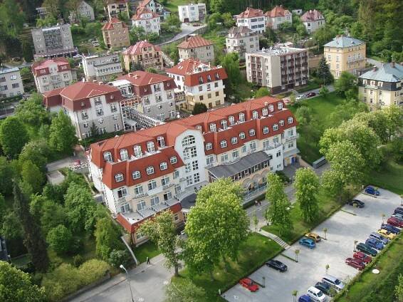 Hotel Miramare Luhačovice – wellness a lázeňský pobyt v srdci lázní