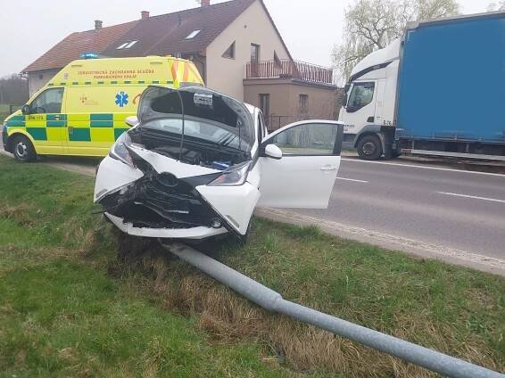 Dopravní nehoda se stala krátce po patnácté hodině na silnici I… | POŽÁRY.cz - ohnisko žhavých zpráv | hasiči aktuálně