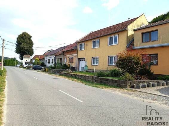 Řadový rodinný dům ve výstavbě - hrubá stavba - 4 + 1, Račice-Pístovice, pozemek 309 m2 | Reality.iDNES.cz 