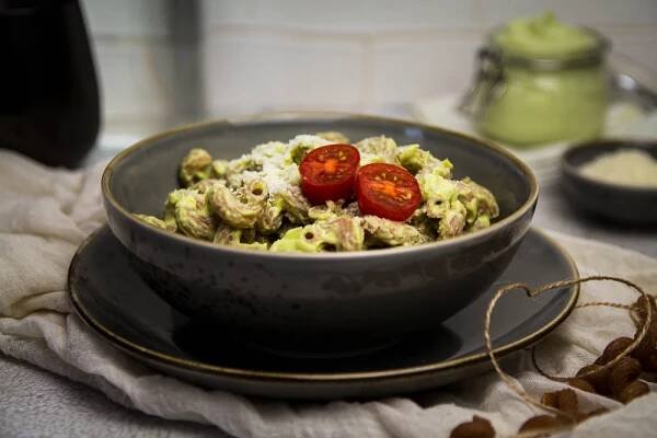 Avocado Carbonara - Momentgenuss