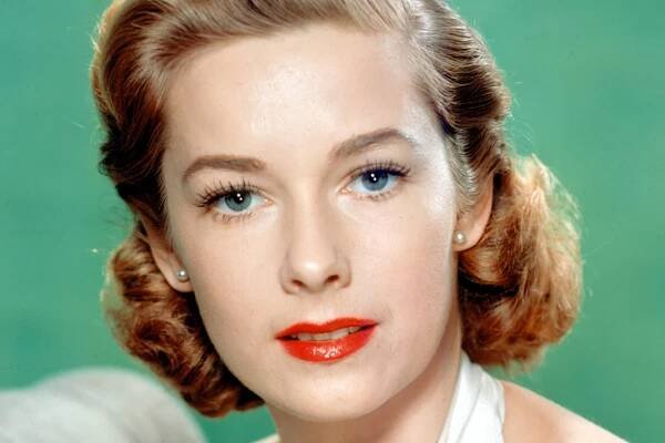 15 Extraordinary Facts About Vera Miles