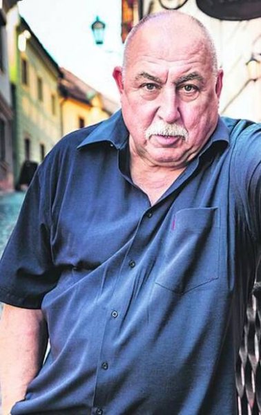 První foto po propuštění z nemocnice: herec Andrej Hryc z Ulice se v poslední době výrazně změnil - Zivot