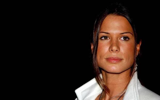 Rhona Mitra fotka