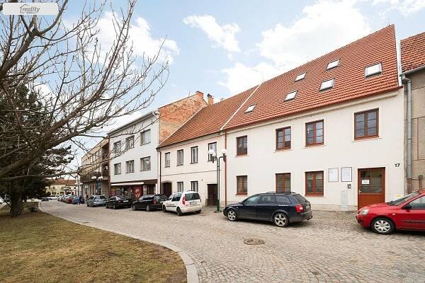 Pronájem Byt 3+kk, Komenského náměstí, Ivančice, okres Brno-venkov