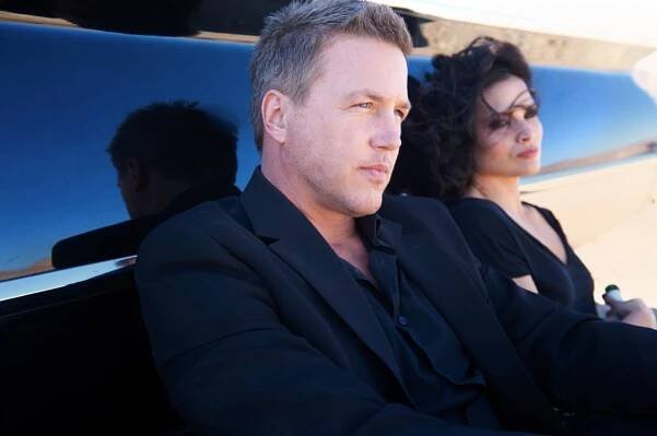 What happened to Lochlyn Munro? What is he doing now? Wiki - Net Worth Post