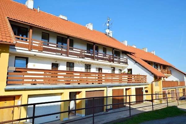 Prodej řadovky 5+1 Milčice – QARA